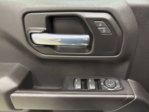 Used 2023 Chevrolet Silverado 1500 Custom AWD/4WD image 15