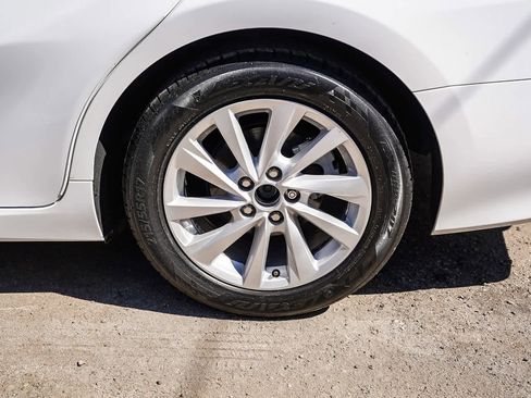 Used 2022 Toyota Camry LE image 7