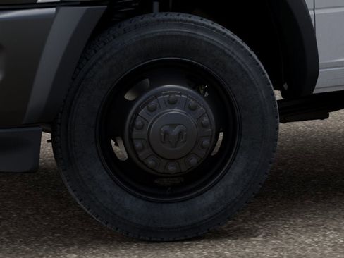 New 2026 RAM 5500 Tradesman AWD/4WD image 34