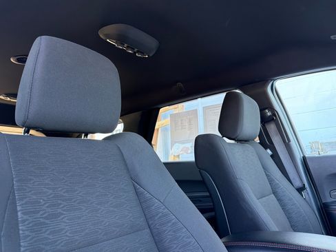 Used 2025 Dodge Durango GT AWD/4WD image 17