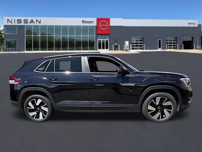 Used 2025 Volkswagen Atlas Cross Sport SE