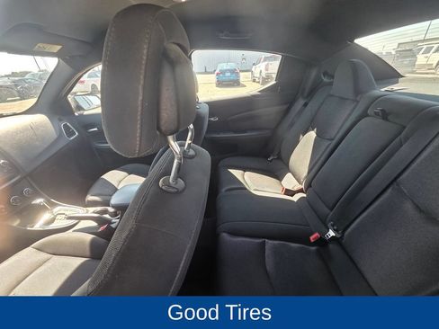 Used 2013 Dodge Avenger SE FWD image 13