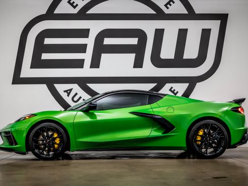 Used 2026 Chevrolet Corvette Stingray Coupe w/ Z51 Performance Package RWD image 6