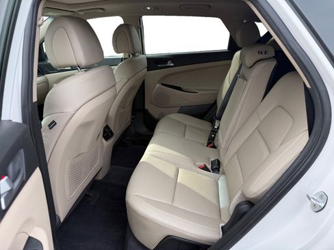 Used 2016 Hyundai Tucson Limited w/ Option Group 03 image 16