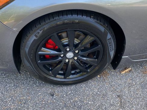 Used 2015 INFINITI Q50 w/ Moonroof Package RWD image 10