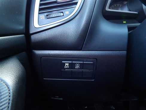 Used 2014 MAZDA MAZDA3 i SV image 20