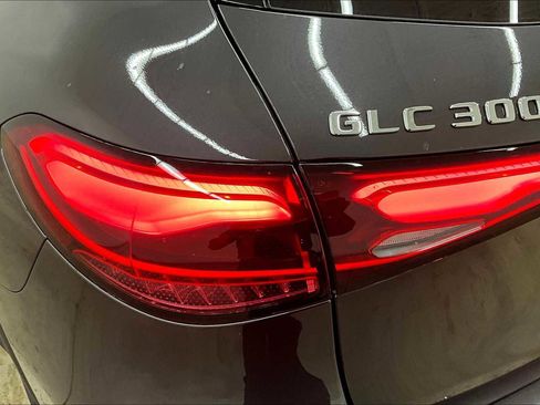 New 2025 Mercedes-Benz GLC 300 image 14