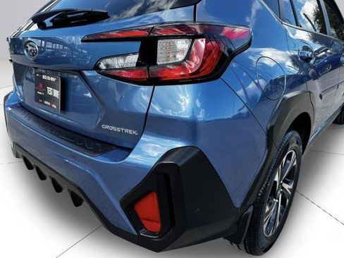 Used 2024 Subaru Crosstrek 2.0i Premium AWD/4WD image 17