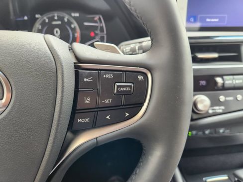 Certified 2024 Lexus ES 350 w/ Premium Package FWD image 29