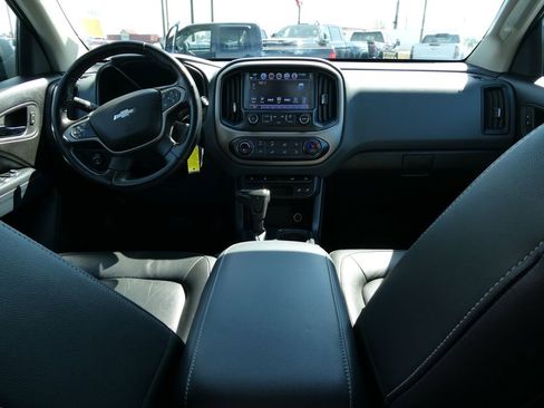 Used 2018 Chevrolet Colorado Z71 w/ Centennial Edition image 21