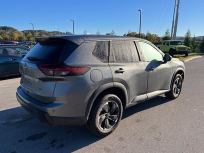 Used 2024 Nissan Rogue SV
