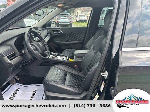 Used 2023 Mitsubishi Outlander SEL FWD image 10
