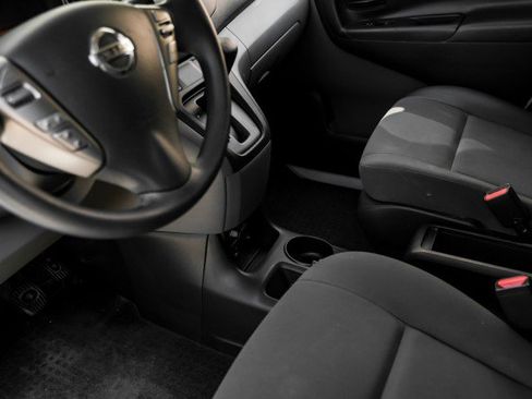 Used 2019 Nissan NV200 S w/ Cruise Control Package FWD image 23