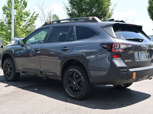 Used 2023 Subaru Outback Wilderness AWD/4WD image 7