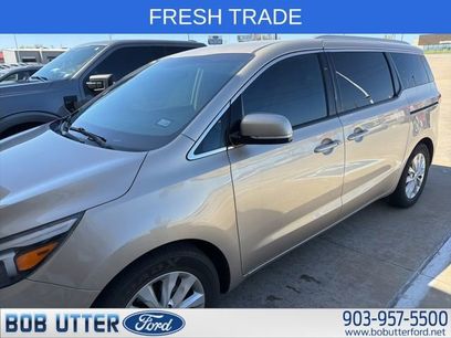 Used 2016 Kia Sedona EX