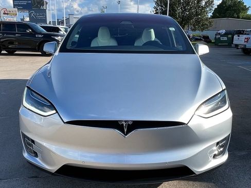 Used 2017 Tesla Model X 100D AWD/4WD image 7