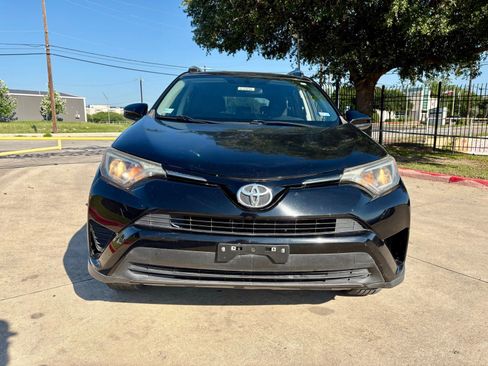 Used 2016 Toyota RAV4 LE FWD image 8