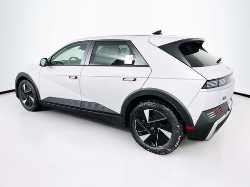 New 2026 Hyundai Ioniq 5 SE image 5