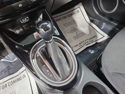 Used 2015 Kia Soul ! image 23