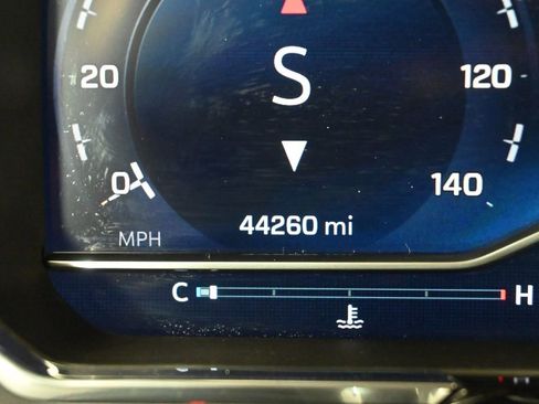 Used 2024 Chevrolet Silverado 3500 LT image 25