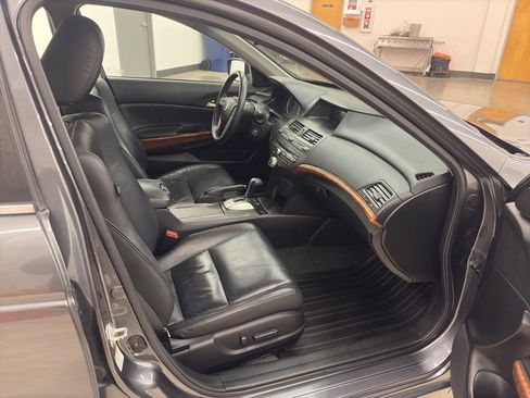 Used 2012 Honda Accord EX-L image 18
