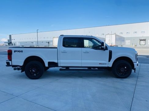 New 2026 Ford F350 Lariat w/ Black Appearance Package image 4