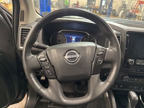 Certified 2024 Nissan Frontier SL image 16