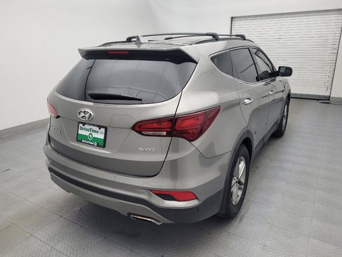 Used 2018 Hyundai Santa Fe Sport FWD image 9