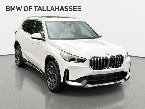 New 2026 BMW X1 xDrive28i w/ Technology Package AWD/4WD image 3