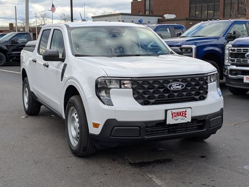 New 2025 Ford Maverick XL image 28