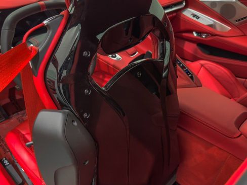 Used 2024 Chevrolet Corvette Stingray Premium Conv w/ Z51 Performance Package image 30