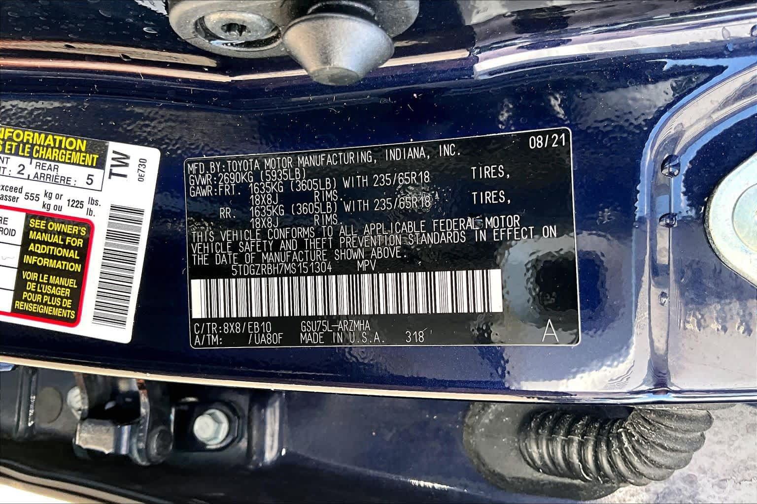 Used 2021 Toyota Highlander XLE AWD/4WD image 34
