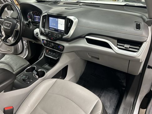 Used 2021 GMC Terrain SLT w/ Infotainment Package II AWD/4WD image 31