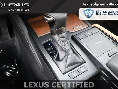 Certified 2022 Lexus ES 300h Ultra Luxury w/ Accessory Package 2 FWD image 18