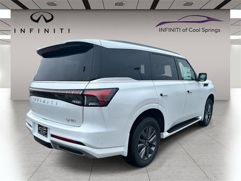 New 2026 INFINITI QX80 Pure image 7