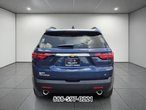 Used 2023 Chevrolet Traverse LT FWD image 4