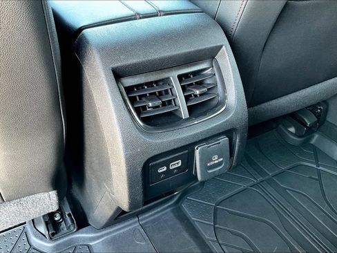 Used 2019 Chevrolet Blazer RS w/ Sun and Wheels Package FWD image 30