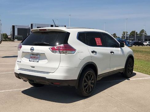 Certified 2016 Nissan Rogue S FWD image 5