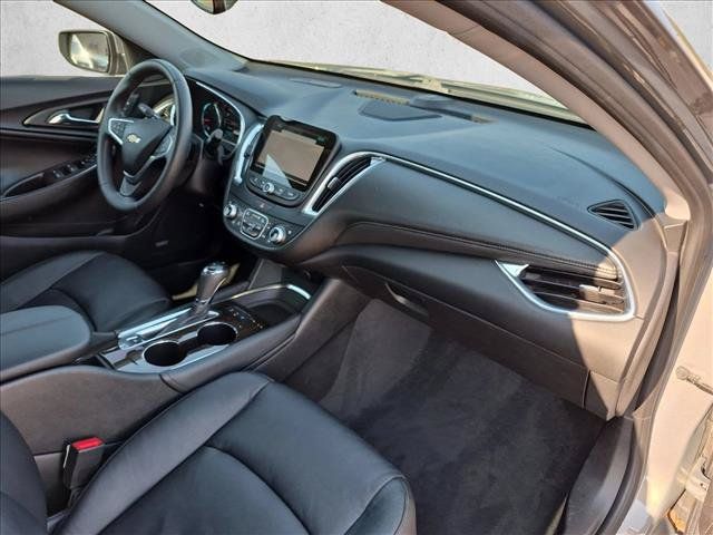 Used 2017 Chevrolet Malibu Premier w/ Premier Sun and Wheel Package FWD image 22