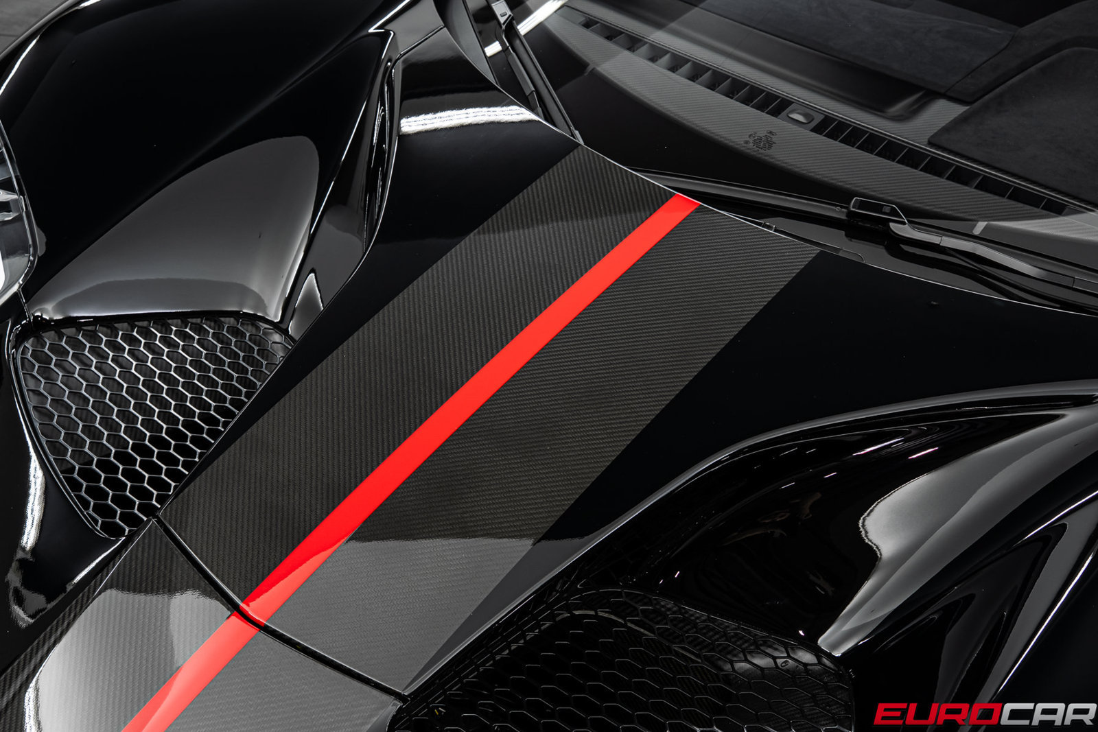 Used 2020 Ford GT Carbon Series RWD image 11