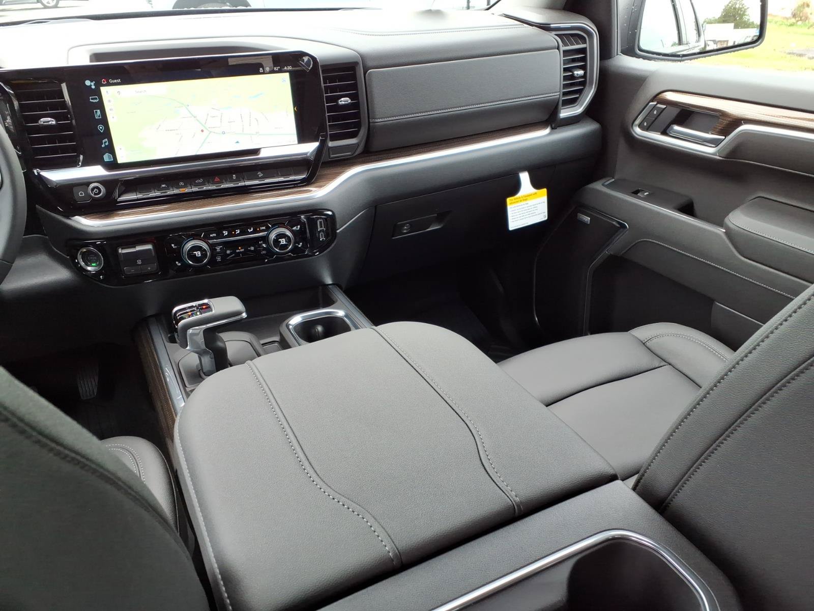 New 2026 Chevrolet Silverado 1500 RST AWD/4WD image 18