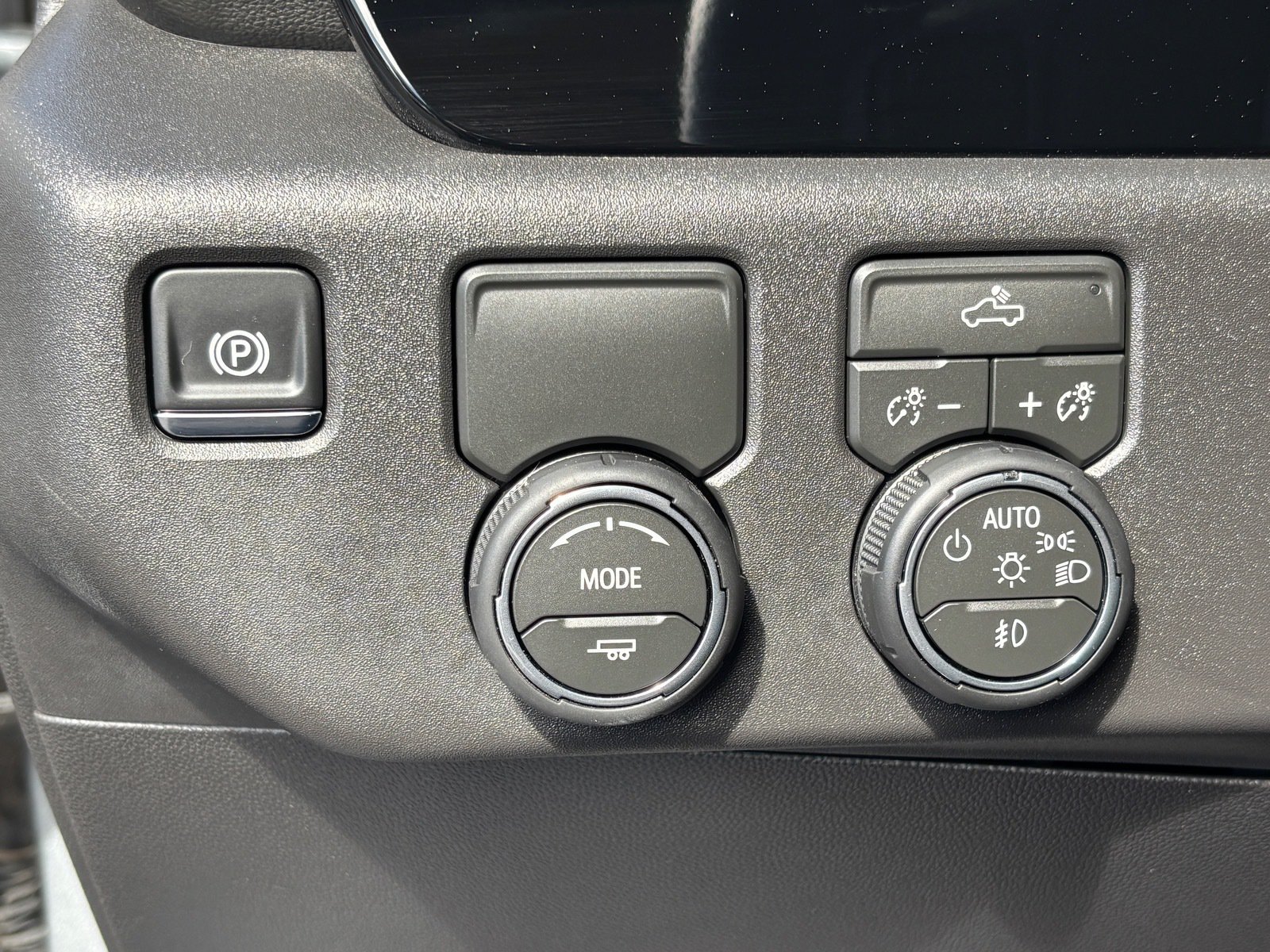 Used 2026 Chevrolet Silverado 1500 RST w/ RST Select Package RWD image 25