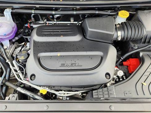 New 2026 Chrysler Pacifica Pinnacle image 27