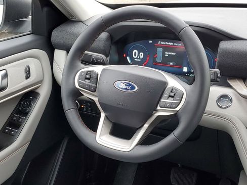 New 2026 Ford Explorer Active w/ Active Comfort Package image 25