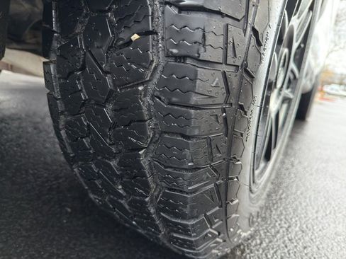 Used 2021 Ford Bronco Sport Badlands image 11