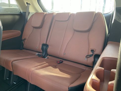 Used 2024 Kia Carnival SX Prestige image 16