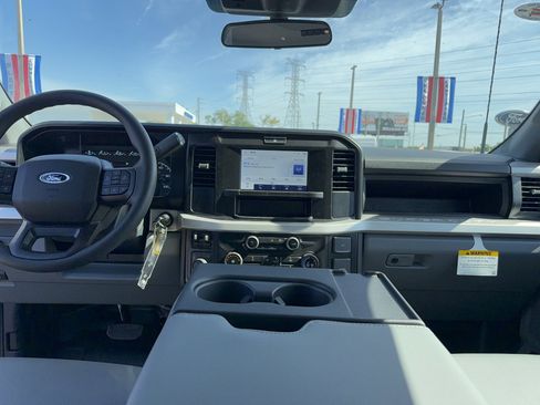 New 2026 Ford F550 4x4 Crew Cab image 29