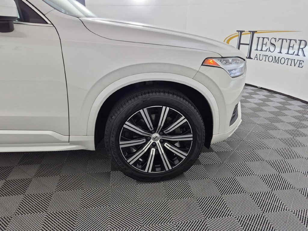 Used 2020 Volvo XC90 T5 Momentum w/ Protection Package Premier AWD/4WD image 11