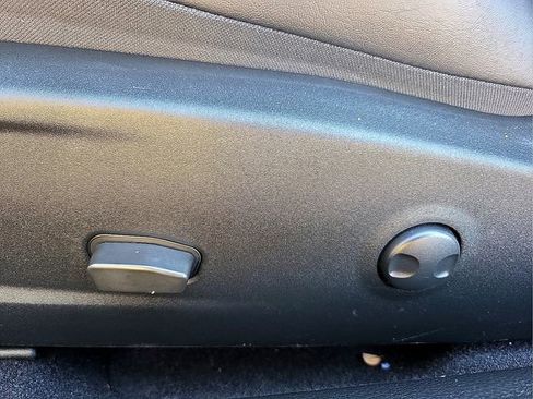 Used 2022 Dodge Challenger R/T Scat Pack w/ Dynamics Package image 17