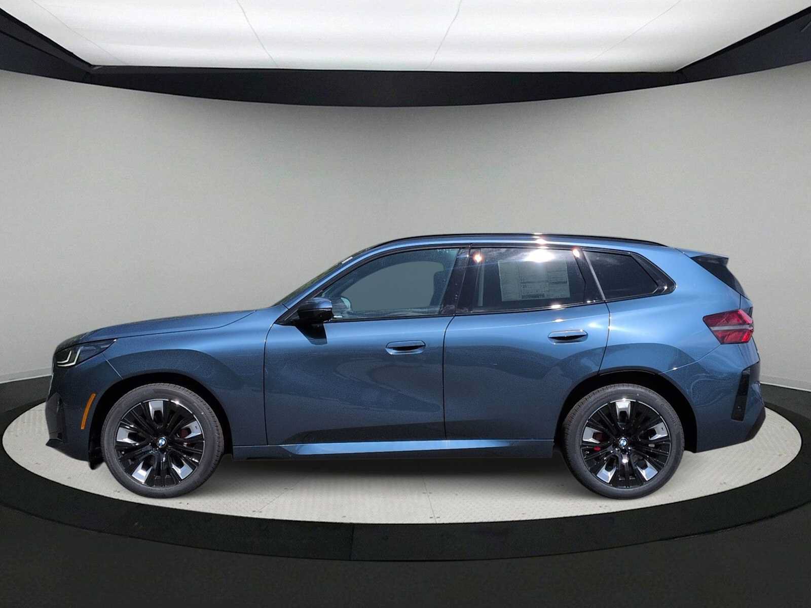 Used 2026 BMW X3 xDrive30i w/ Premium Package AWD/4WD image 5